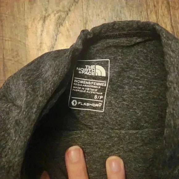 The Northface leggings size small - Picture 2 of 4